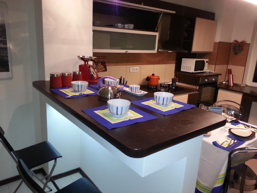 Apartment 3 Rooms Elegant บูคาเรสต์ ภายนอก รูปภาพ