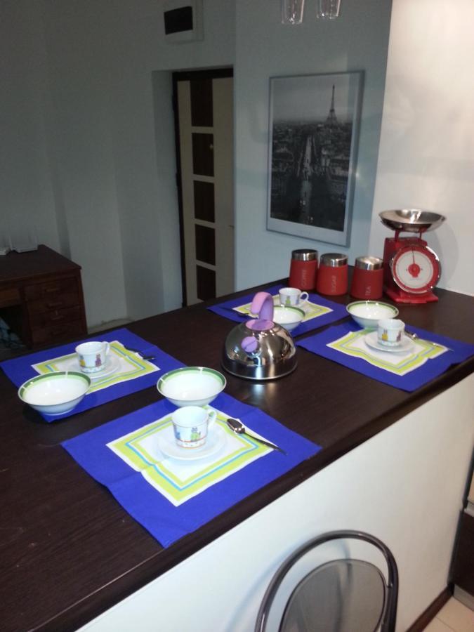 Apartment 3 Rooms Elegant บูคาเรสต์ ภายนอก รูปภาพ