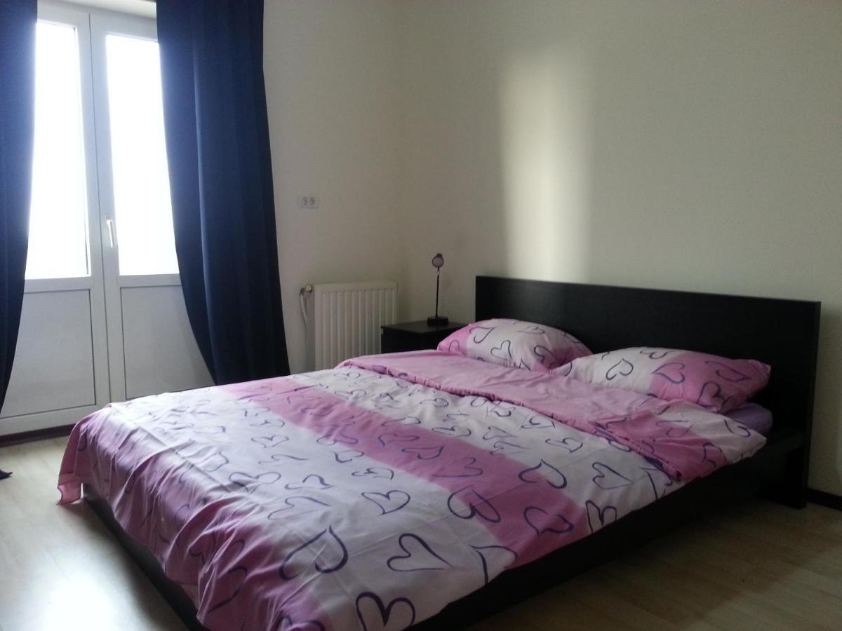 Apartment 3 Rooms Elegant บูคาเรสต์ ภายนอก รูปภาพ